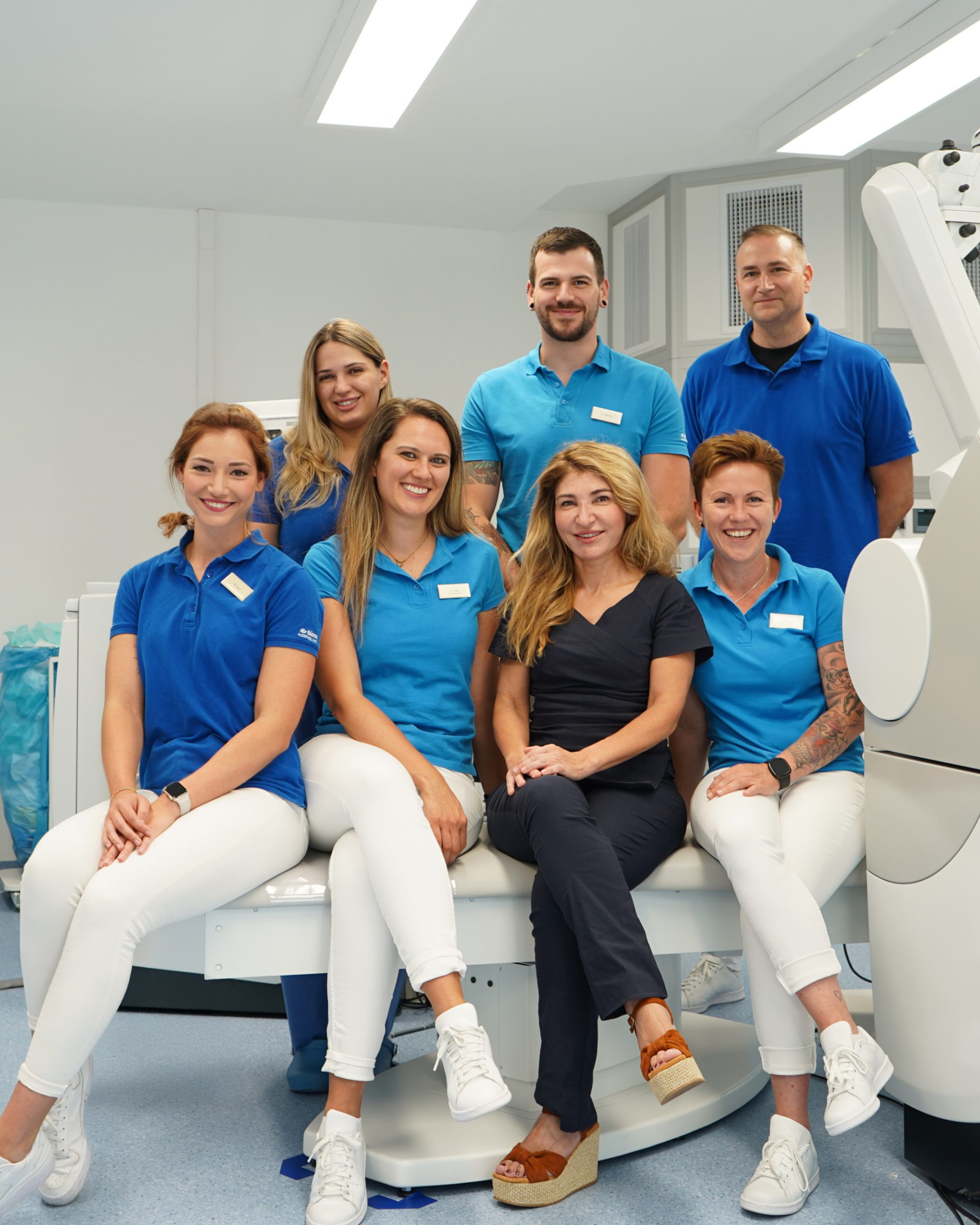 Bányai Neue Augen Team